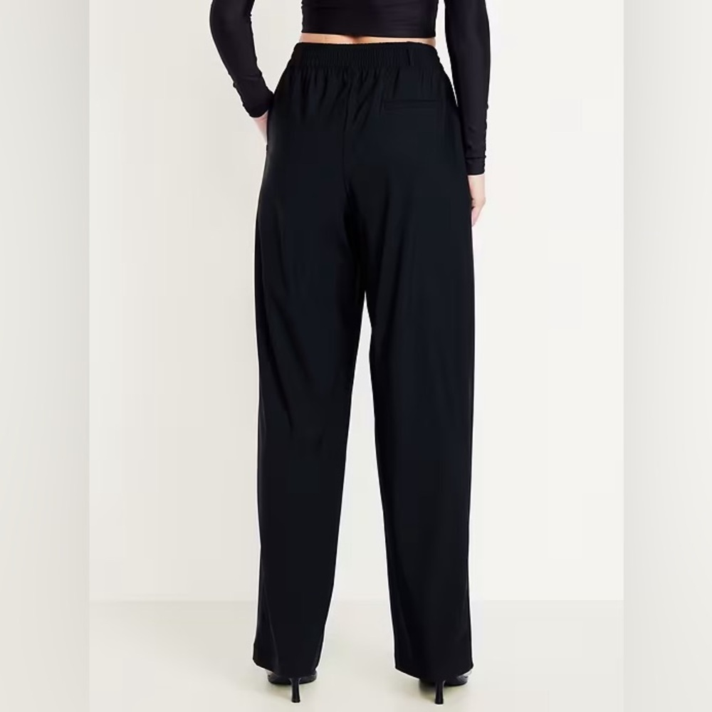 NWT! Old Navy High-Waisted SleekTech Trouser Pants in Black 🛍️ - Picture 2 of 6